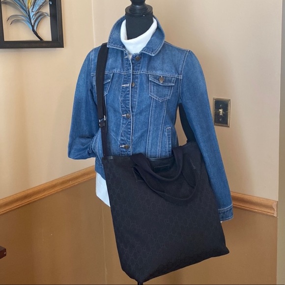 💯 % authentic Gucci crossbody bag - Picture 1 of 16